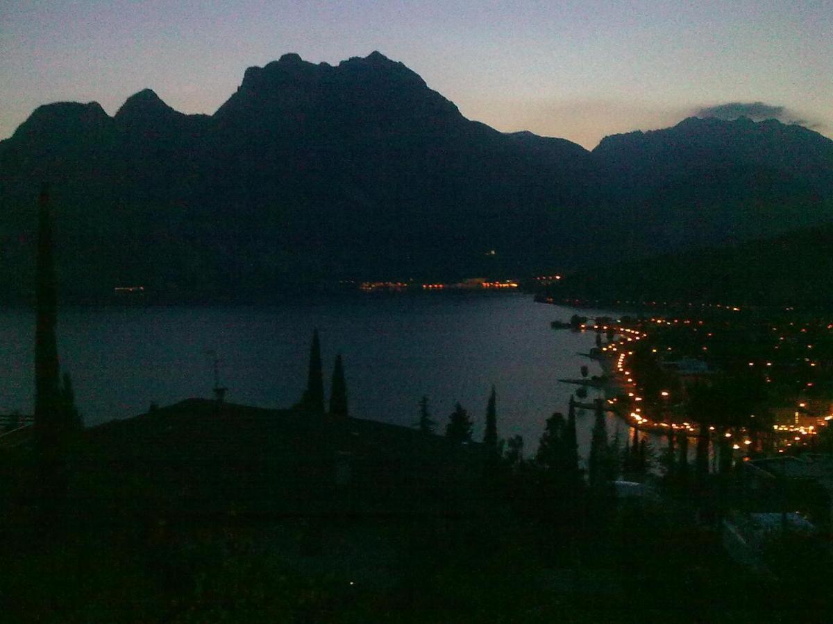 Hotel Villa Verde Torbole Sul Garda ภายนอก รูปภาพ