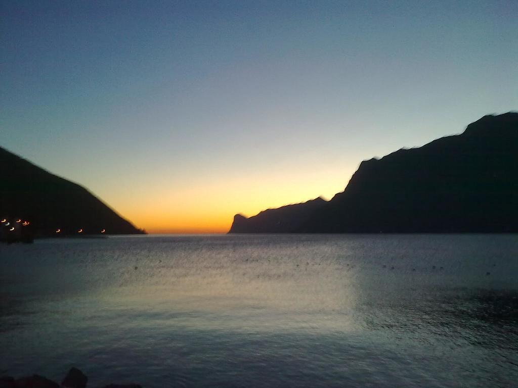 Hotel Villa Verde Torbole Sul Garda ภายนอก รูปภาพ
