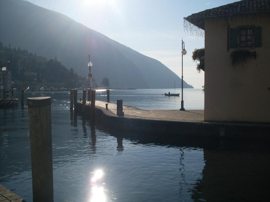 Hotel Villa Verde Torbole Sul Garda ภายนอก รูปภาพ
